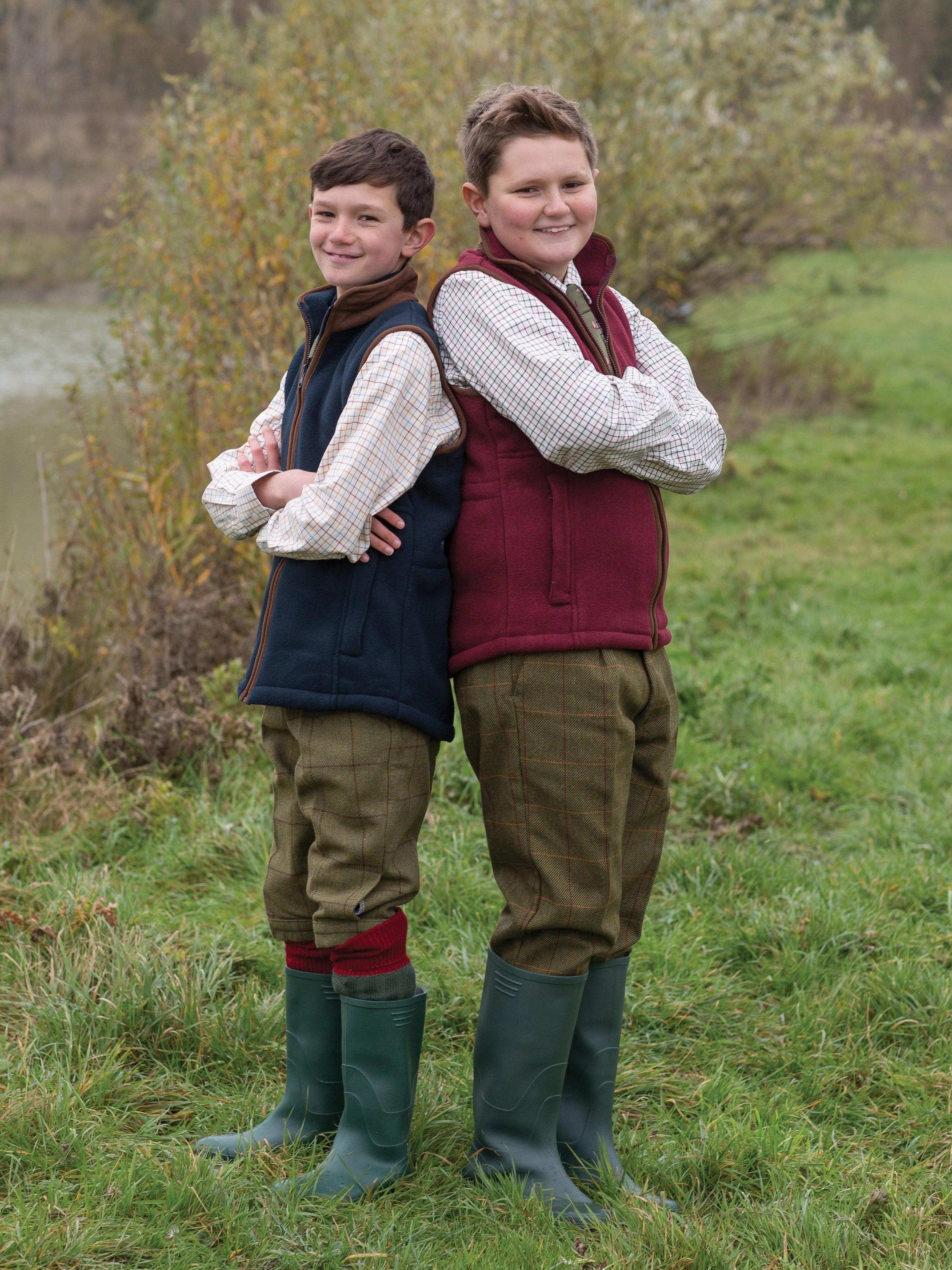 Aylsham Children's Fleece Waistcoat In Navy