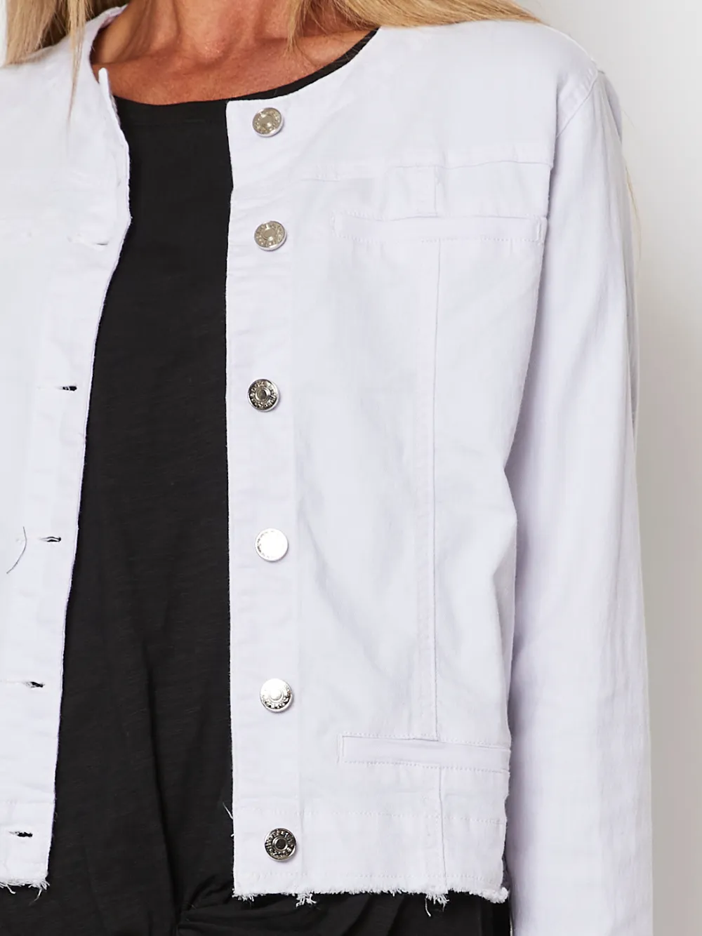 Collarless Frayed Hem Denim Jacket - White