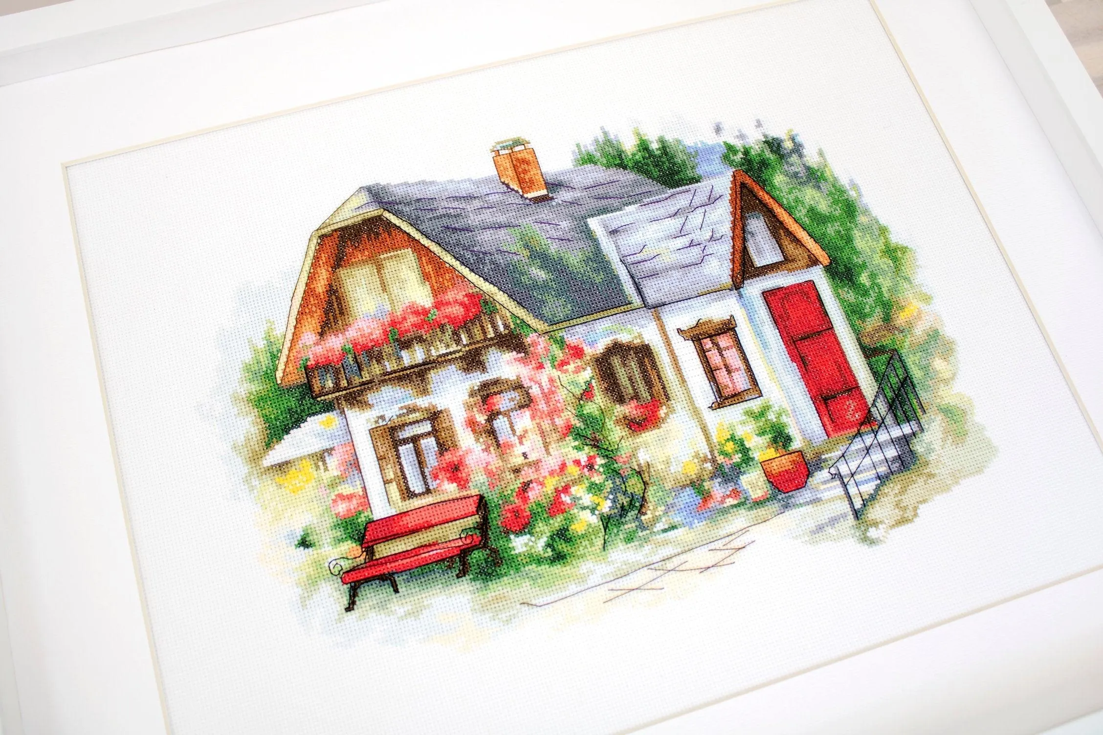 Cross Stitch Kit Luca-S - Beautiful Country House, BU4005