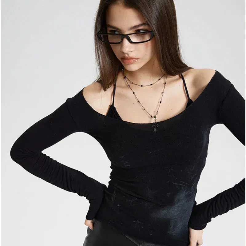 Retro Spice Slim Body Long Sleeve Women's T-shirt