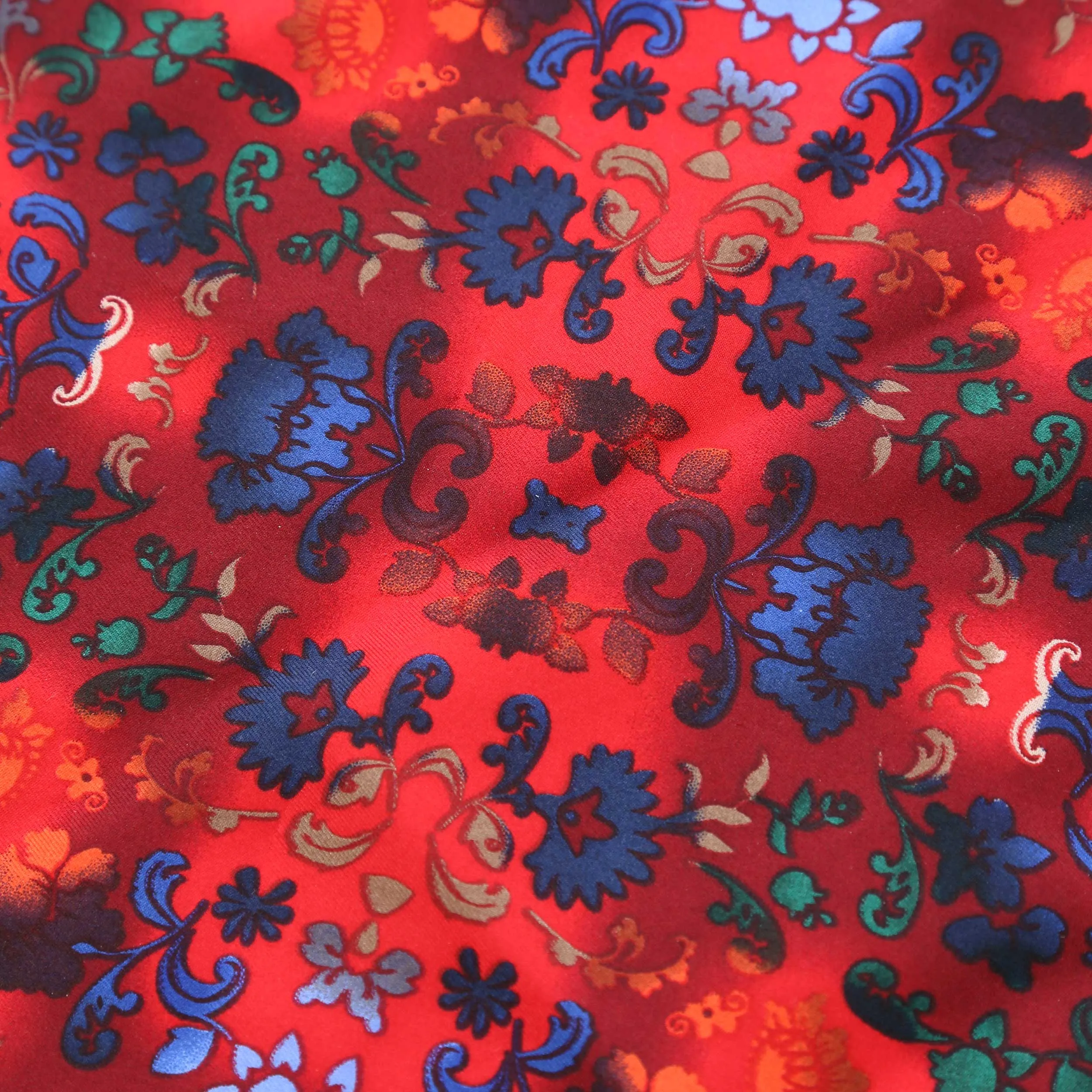 Van Buck Floral Print Pocket Square in Red & Multi